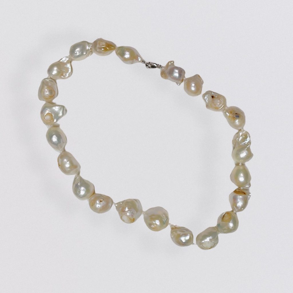 Baroque white pearl necklace with silver clasp
