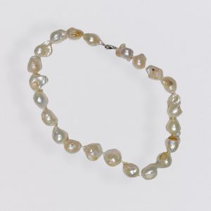 Vintage Baroque white pearl necklace with silver clasp