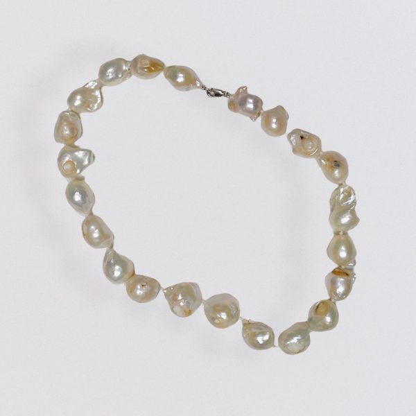 Vintage Baroque white pearl necklace with silver clasp