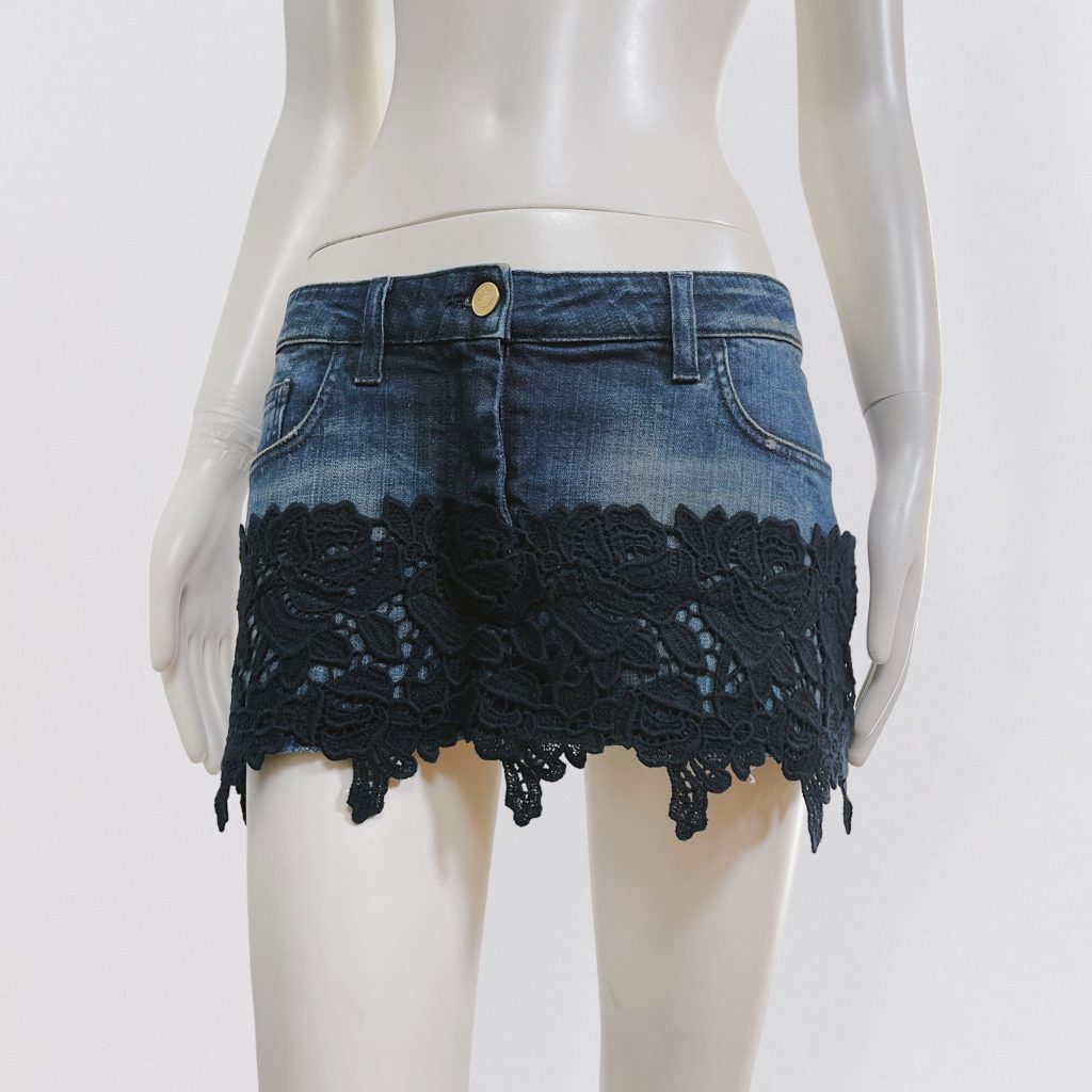 DOLCE & GABANNA – denim and lace low waist mini skirt