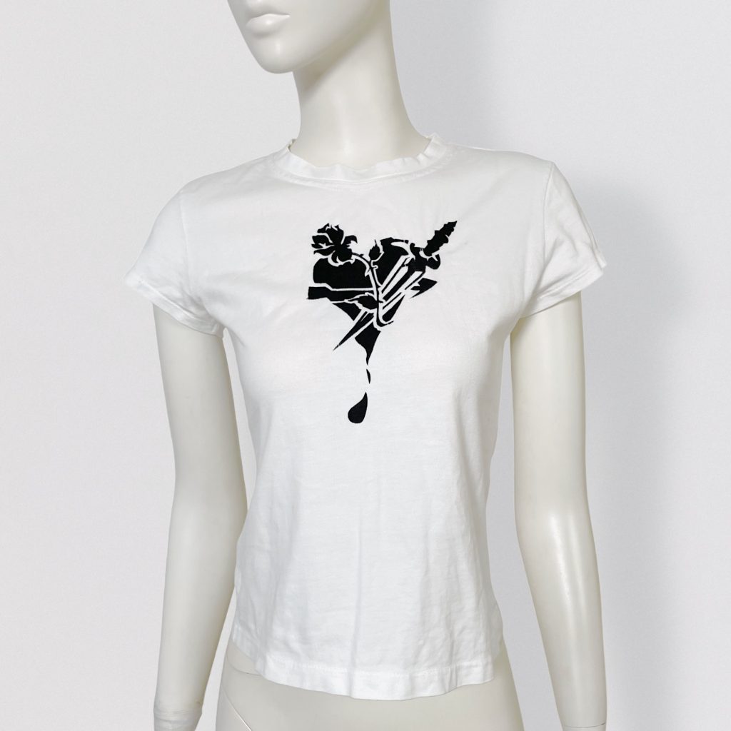CHRISTIAN LACROIX JEANS – white cotton baby tee with black velvet heart
