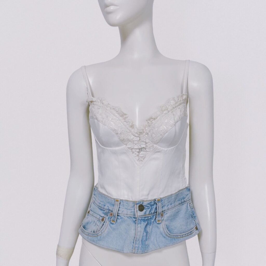 ROCCOBAROCCO – white bustier top with lace and denim detail