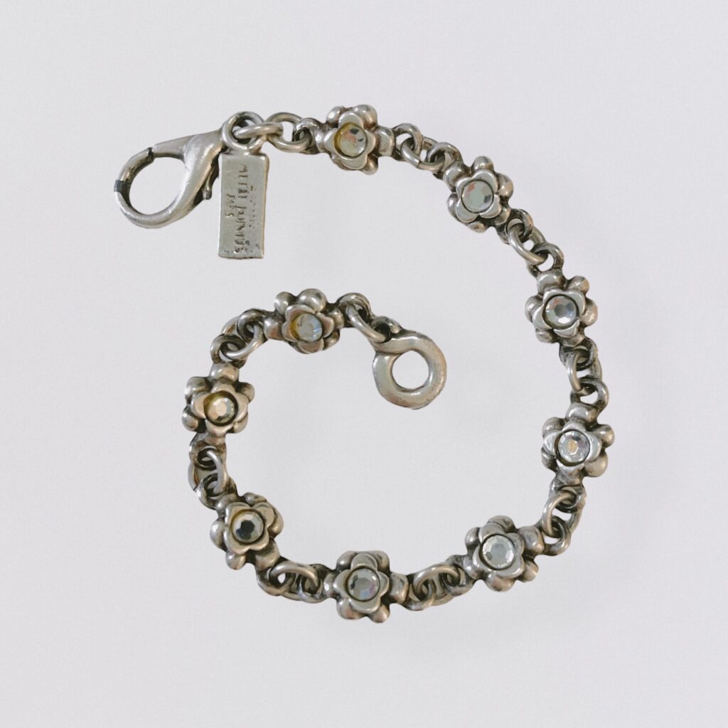 METAL POINTU’S – Silver chain bracelet with metal flower and rhinestones