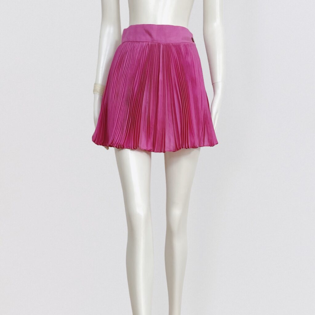 BYBLOS – Pink silk pleated mini skirt with built-in shorts