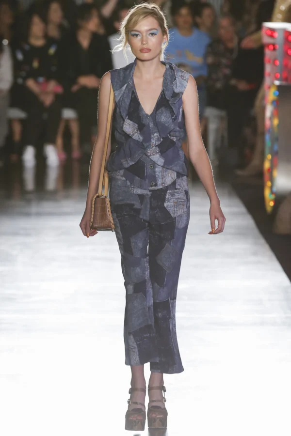 MOSCHINO COUTURE - RESORT 2018 patchwork denim print trousers - Image 7