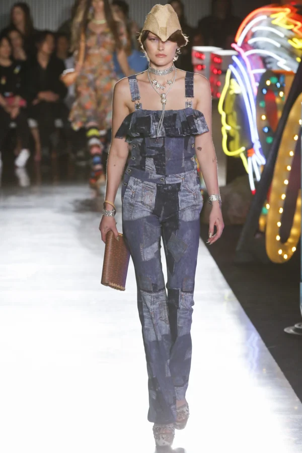 MOSCHINO COUTURE - RESORT 2018 patchwork denim print trousers - Image 5