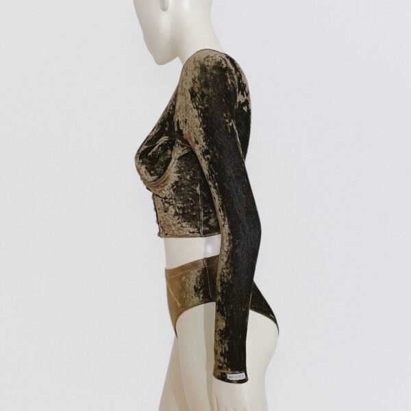 ANTI FLIRT - Glossy brown crop top + velvet panties co-ord - Image 3