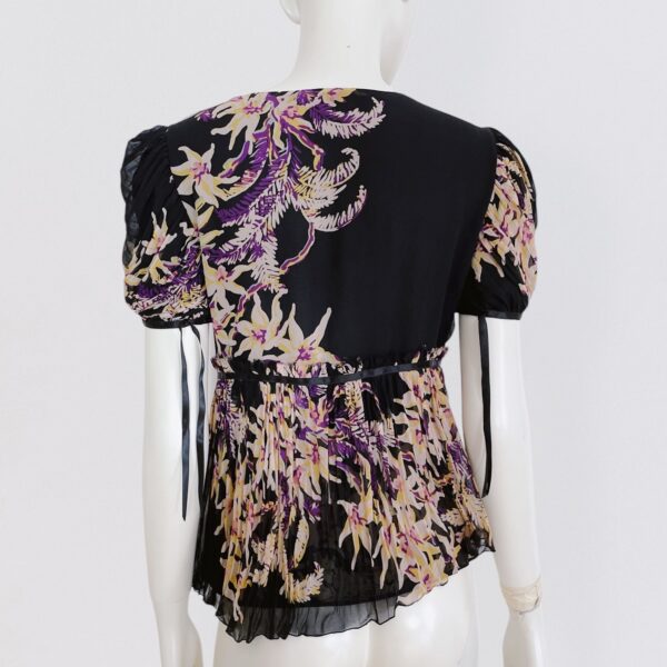 EMANUEL UNGARO – floral pleated black silk blouse - Image 4
