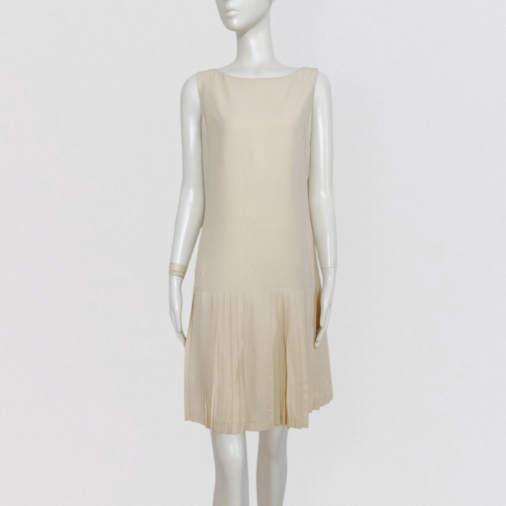 BYBLOS – White cream tennis style pleated dress