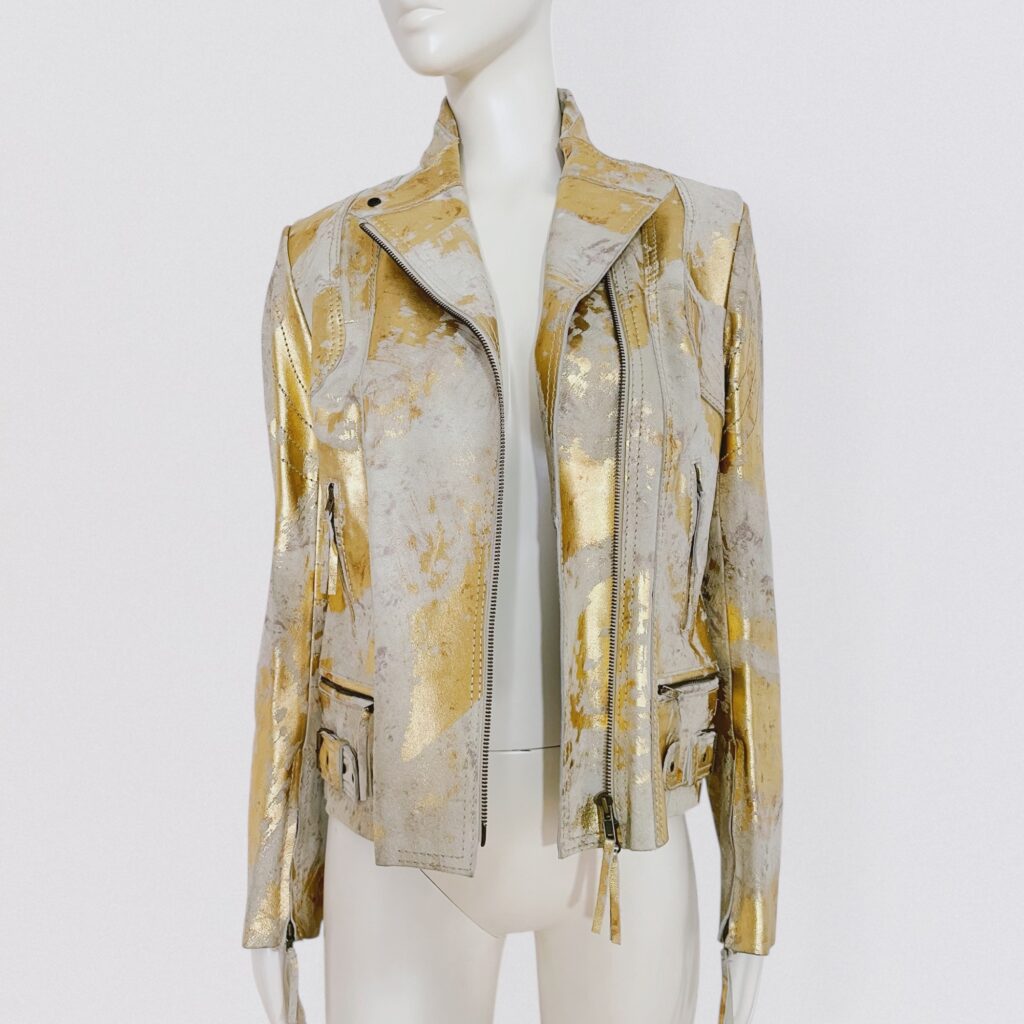 CHINE COLLECTION – Gold textured leather biker jacket