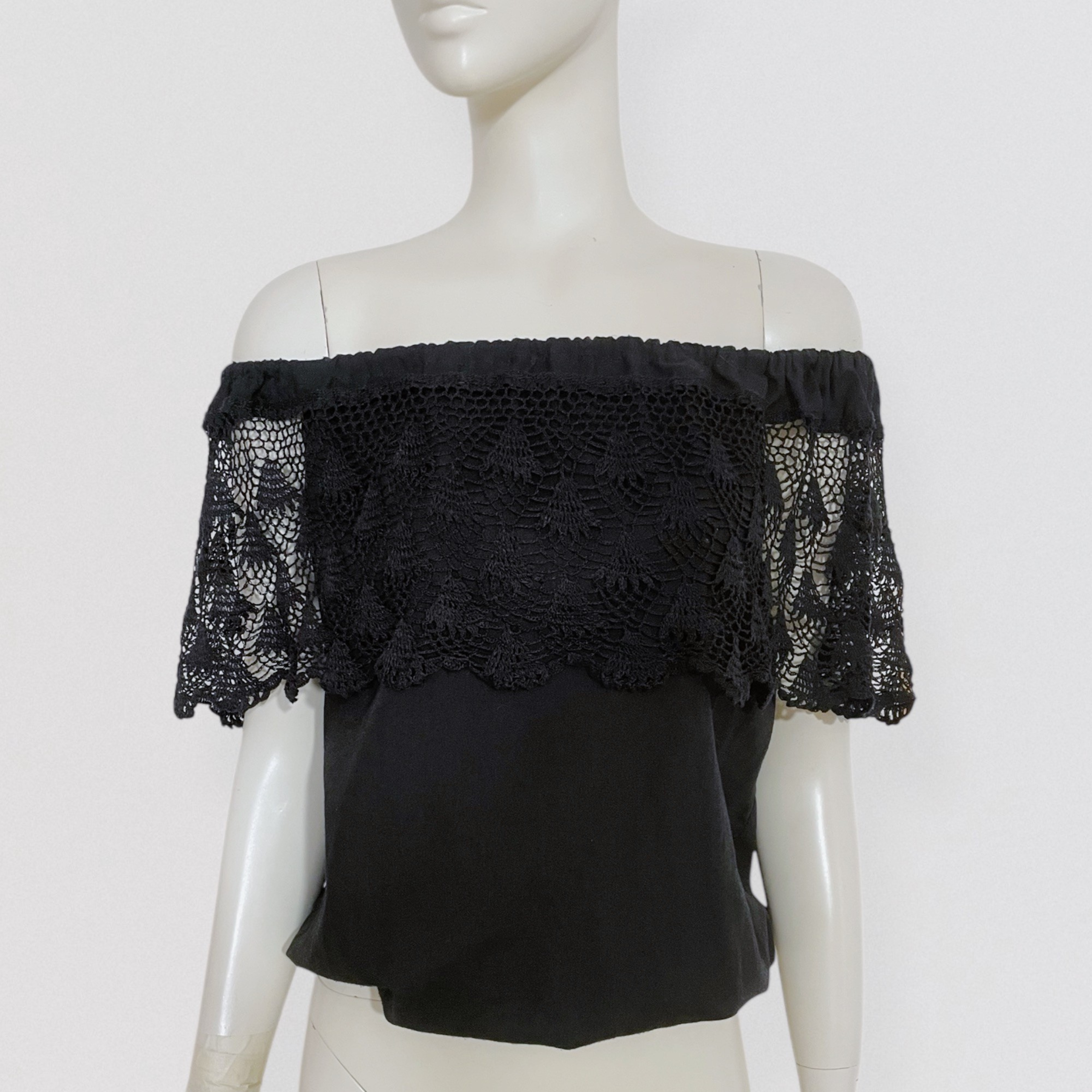 Vintage handmade mexican black off-shoulder cotton top with lace ruffle