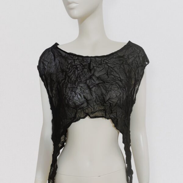 BICHE DE BERE – Asymmetric crinkled black crop top - Image 3