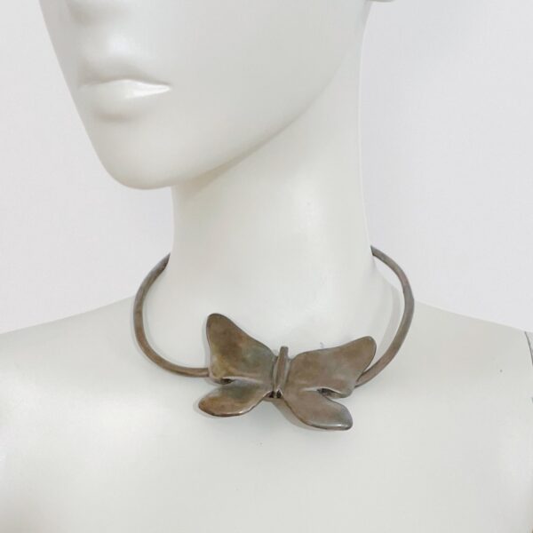 Vintage 90s METAL POINTU’S smoked silver metal butterfly choker necklace 2