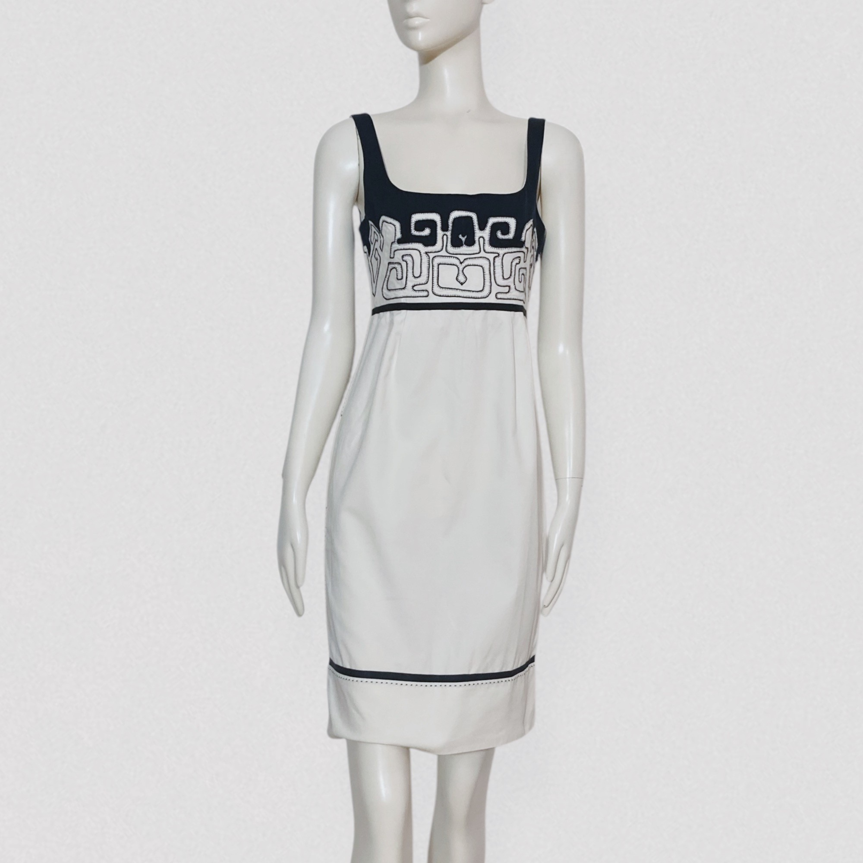 PAULE KA vintage 00s Empire neckline white cotton midi dress with black accent & abstract embroidery